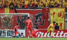 开运体育官方入口球场震撼！国家队再下一城，实力稳坐领先位置