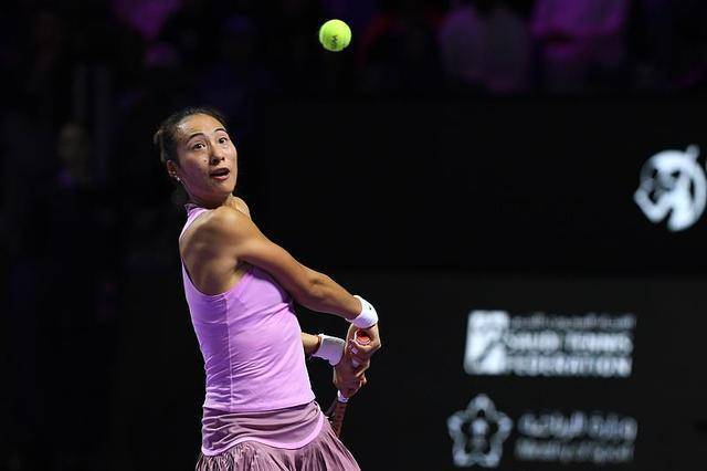 WTA2024年度最佳击球评选开始，郑钦文压制穆霍娃，王雅繁戏耍高夫