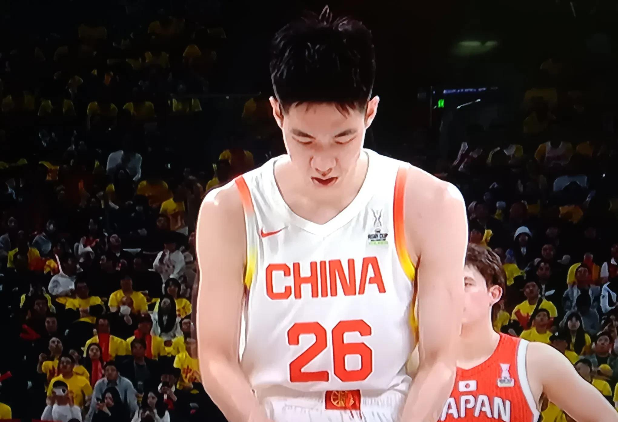 亚洲杯篮球赛中夺冠，选手士气高涨的简单介绍