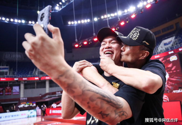 美国资产越来越高CBA零元卖队乏人问津的简单介绍