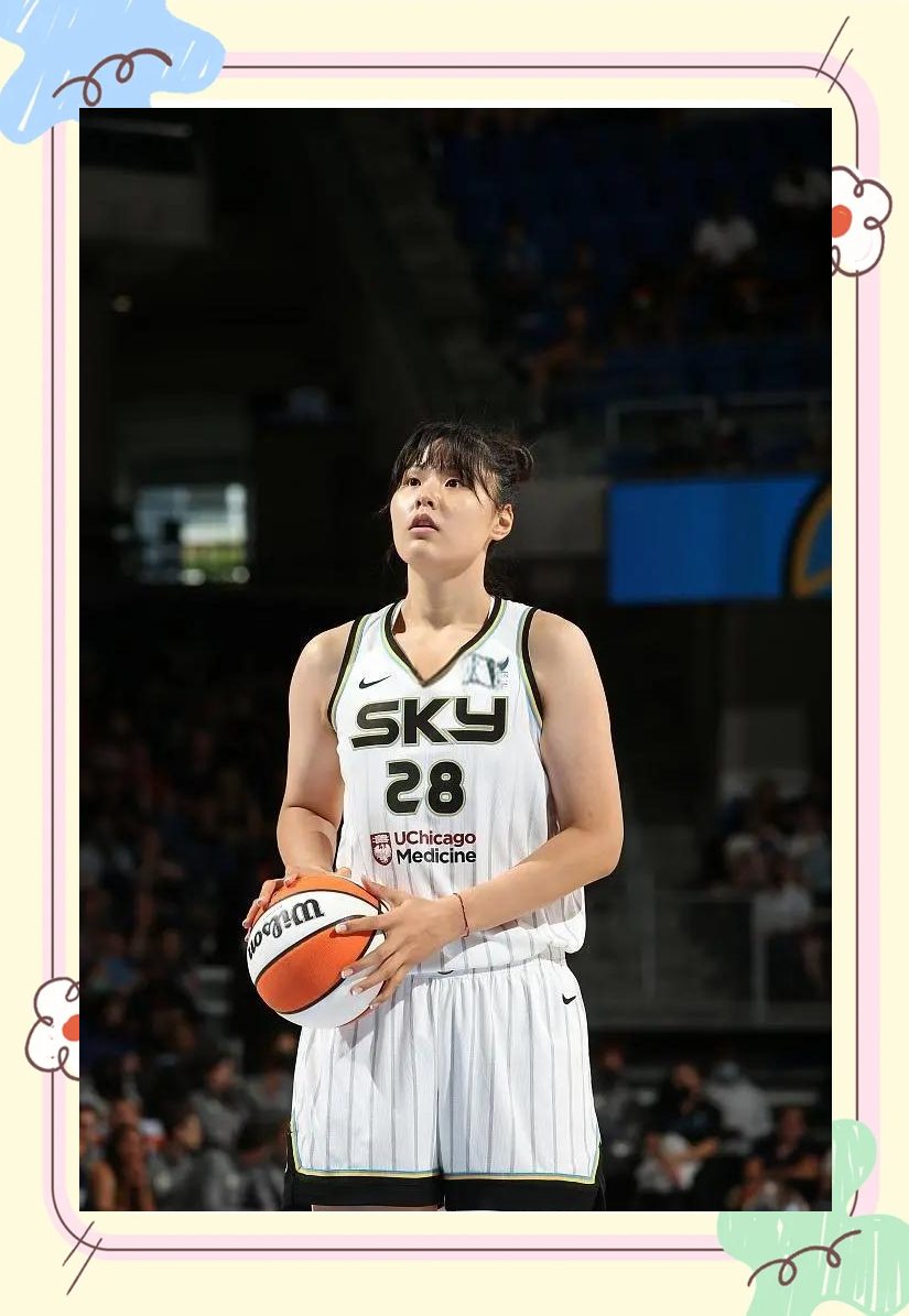 包含转会飞翼后首秀！李月汝2分2板2助正负值+9的词条