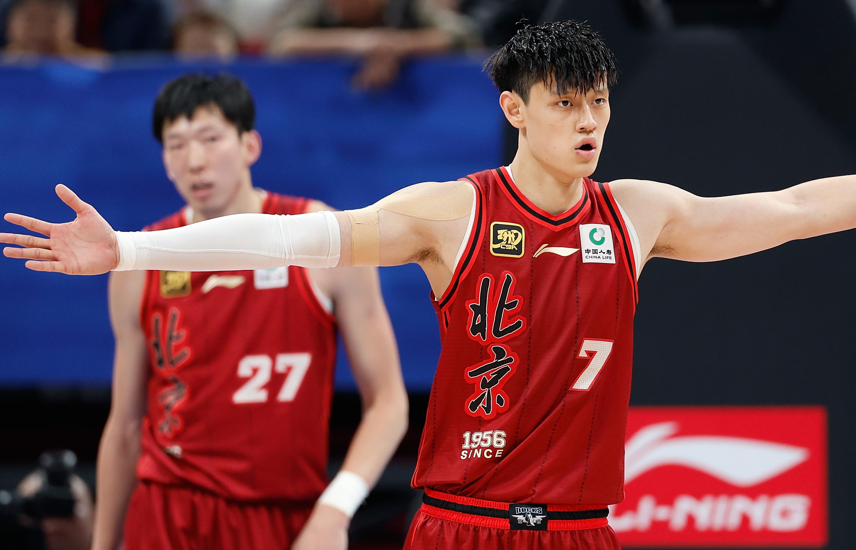 中国男篮已返回北京，曾凡博今日将前往国家队报道的简单介绍