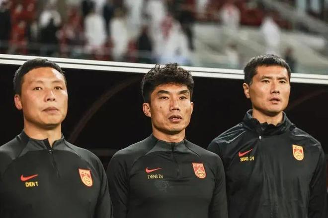 开云体育-热议国足1-0中国香港：大部分时间索然无味加快选帅效率(国足11战平澳大利亚回放)