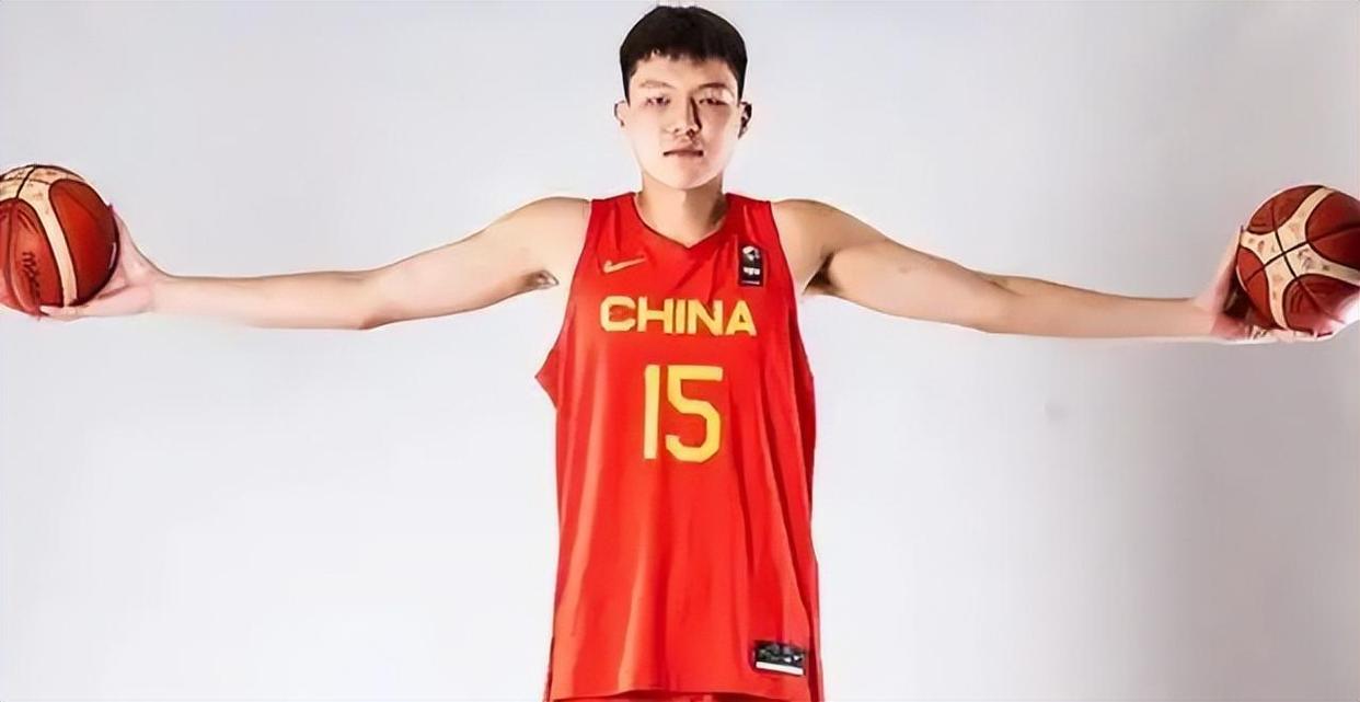 杨瀚森本赛季个人集锦上篇：场均28封盖领跑CBA(杨瀚森身高)